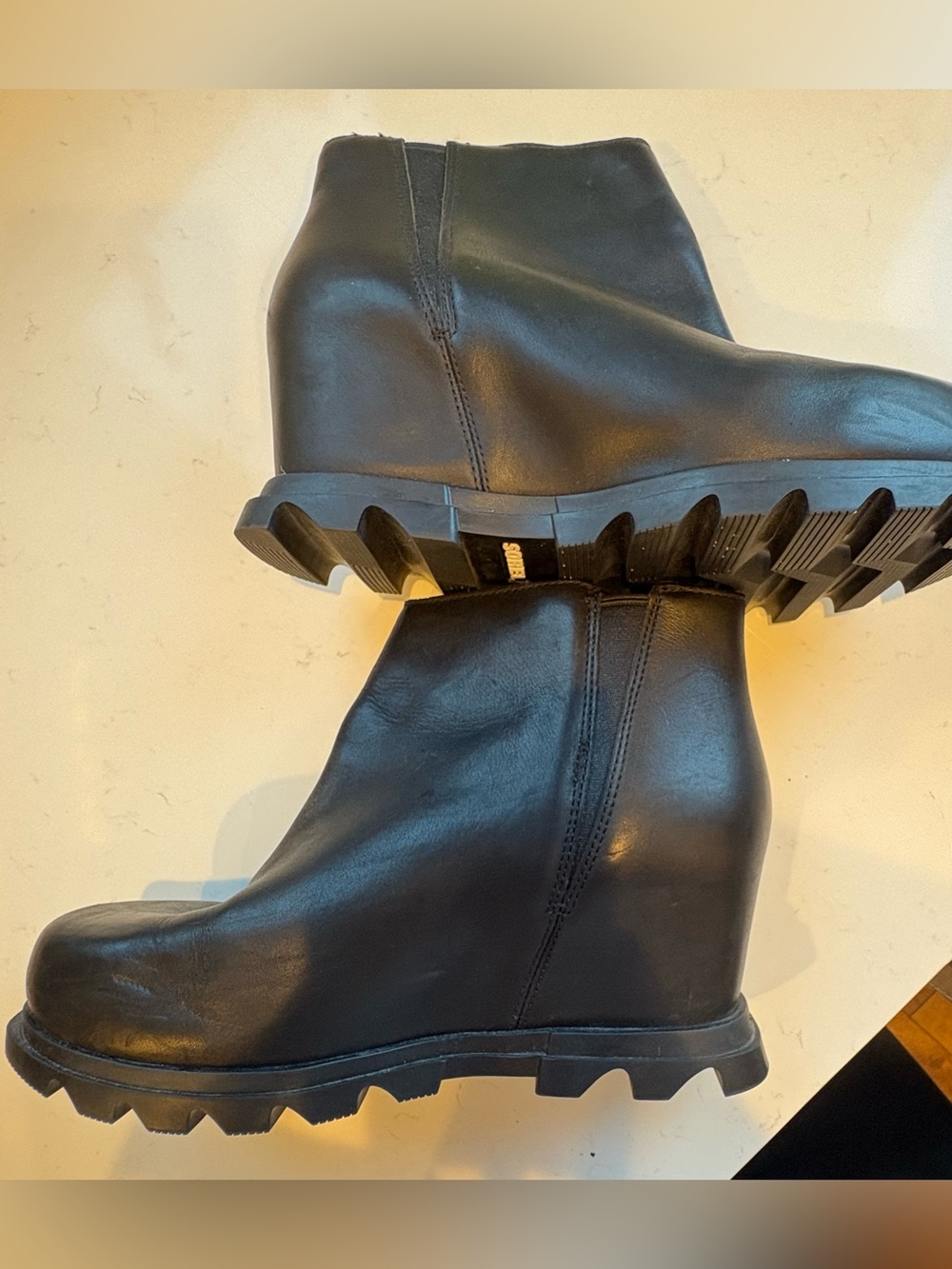 Sorel Black leather Evie boot